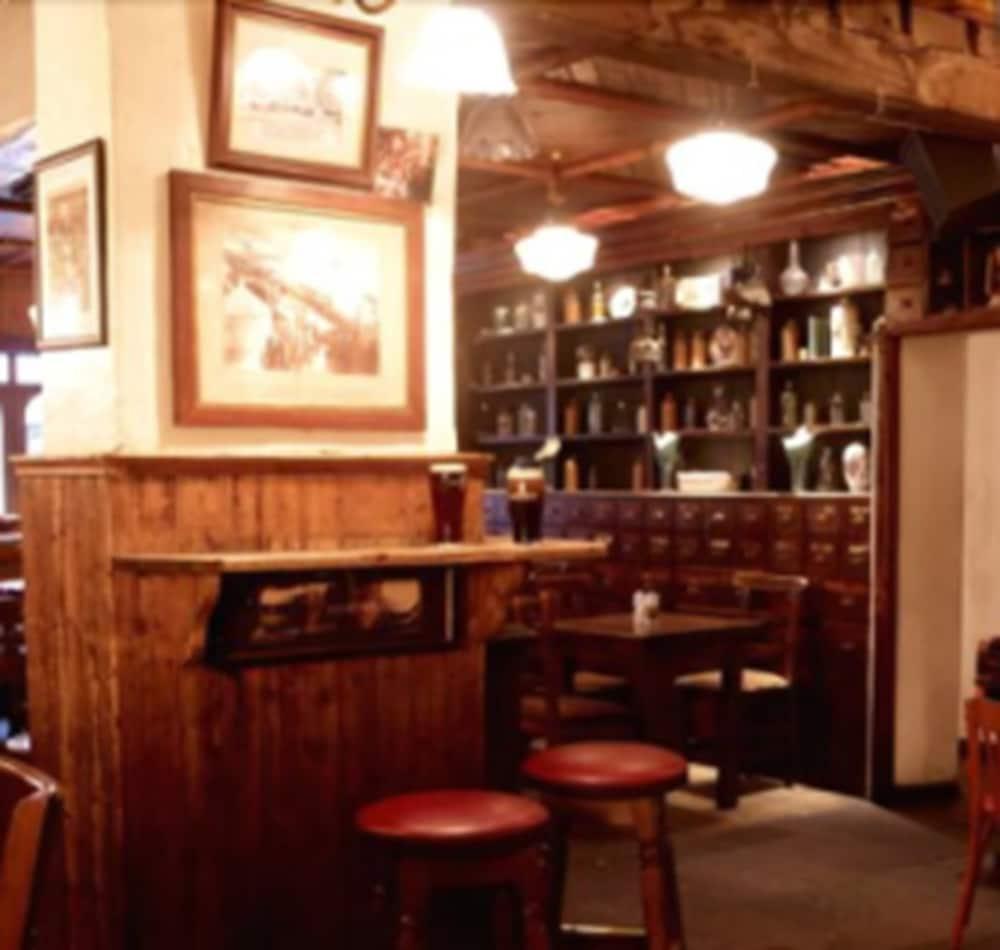 Celtic Lodge Guesthouse - Restaurant & Bar Dublin Exterior foto